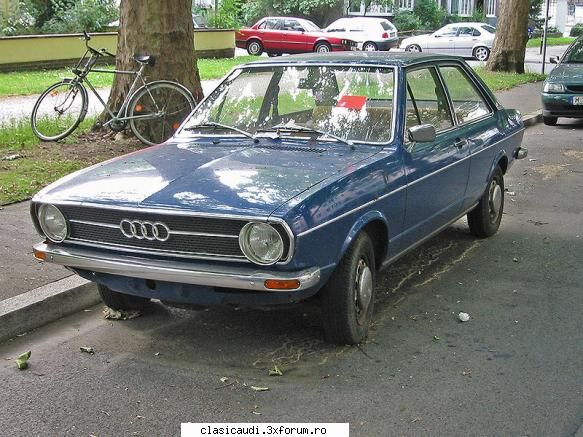 1972-1978 b1

in 1972 a debutat in europa audi 80  ca sedan (saloon) in 2 si 4 bucati audi 72 audi